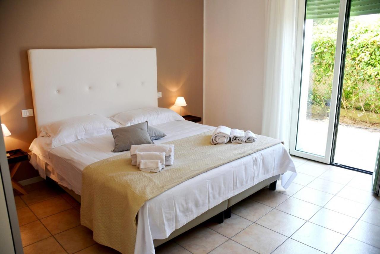 Residenza Miralago By Wonderful Italy Desenzano del Garda Bagian luar foto
