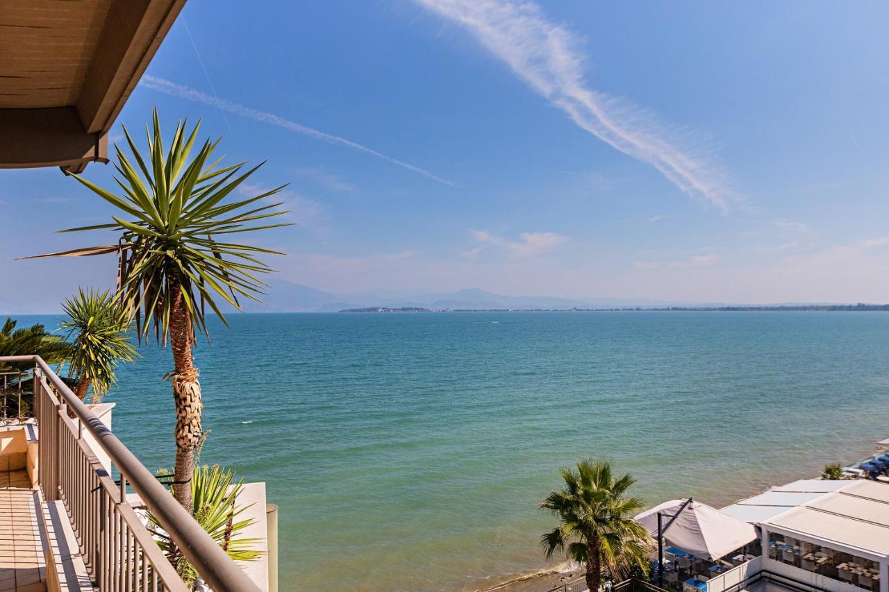 Residenza Miralago By Wonderful Italy Desenzano del Garda Bagian luar foto