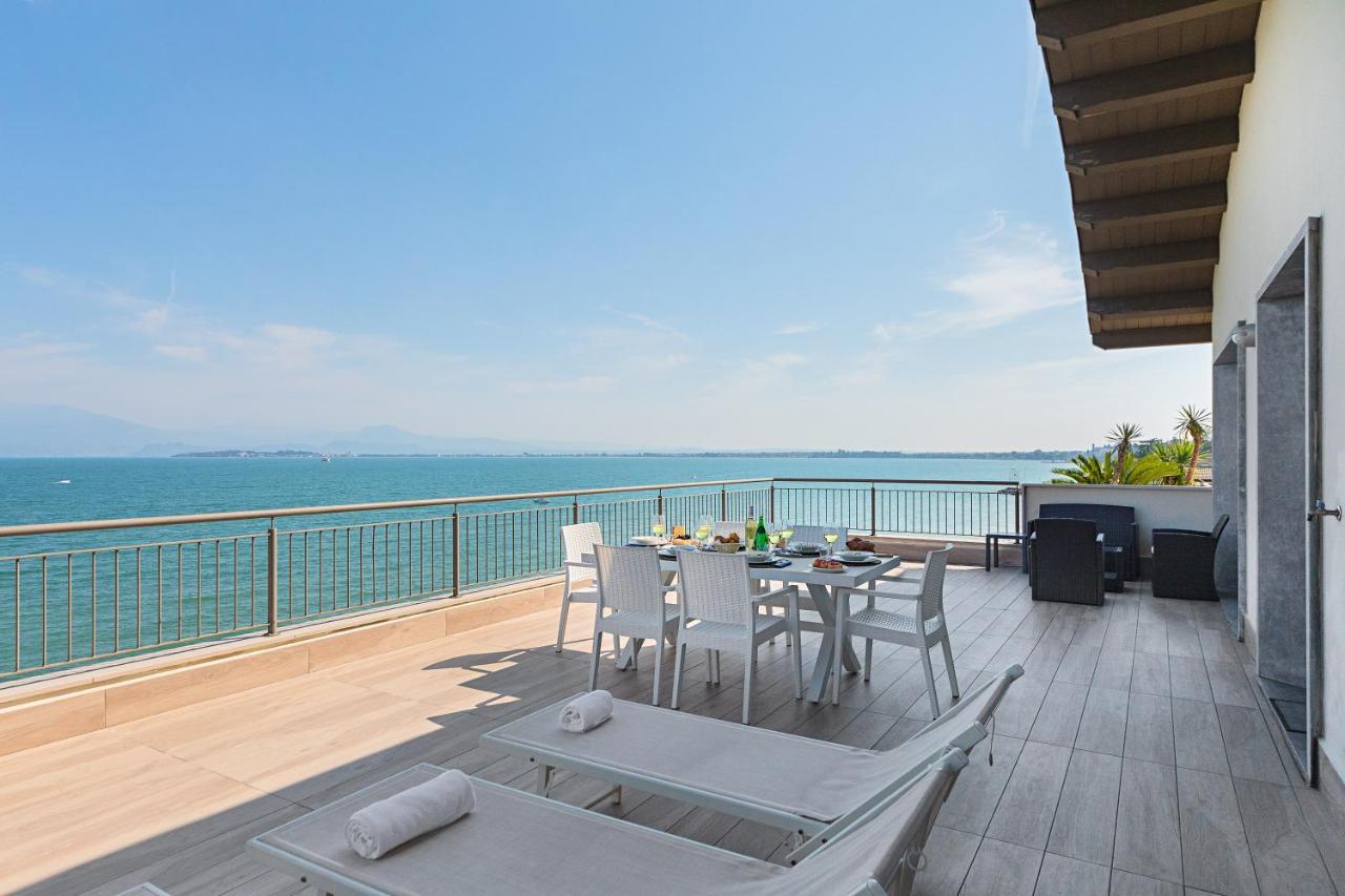 Residenza Miralago By Wonderful Italy Desenzano del Garda Bagian luar foto