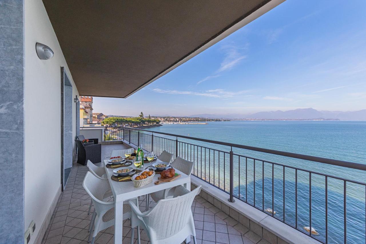 Residenza Miralago By Wonderful Italy Desenzano del Garda Bagian luar foto