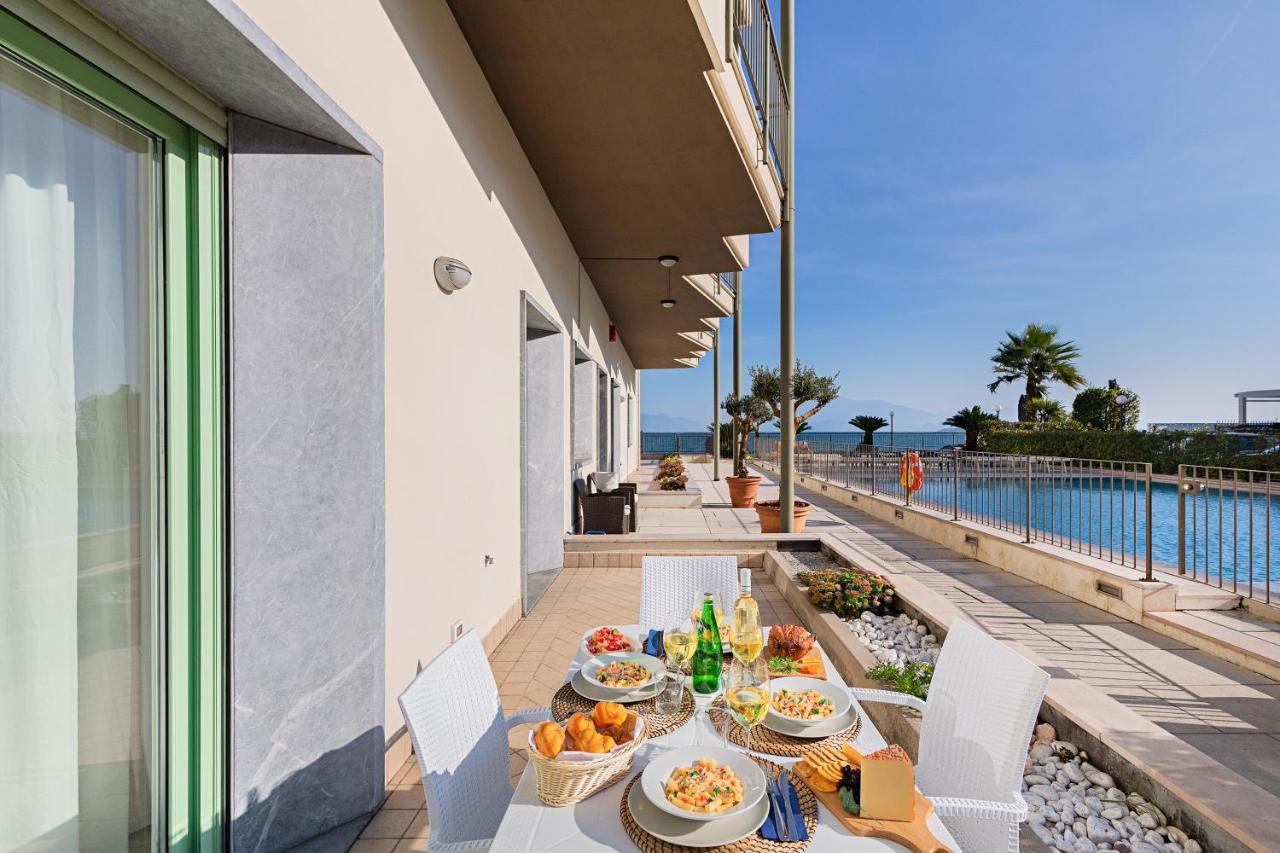 Residenza Miralago By Wonderful Italy Desenzano del Garda Bagian luar foto